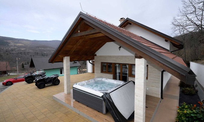 Krasno Polje Villa | Amazing Country House Krasno with hot tub and quads