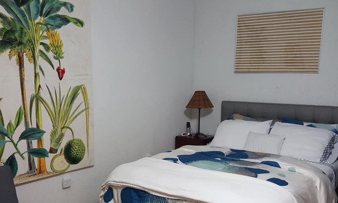 Sunrise Apartment | Amazing Cozy Studio by Sawgrass Mills Mall, In The Heart Of Sunrise, Florida!!