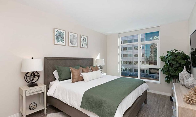 East Village Condo | Amazing Downtown Ballpark Condo