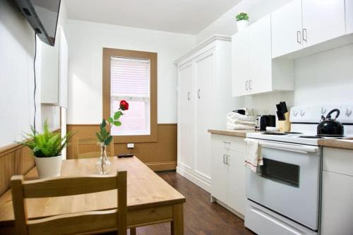Moose Jaw Apartment | Amazing DT Apartment w Parking Location Coffee