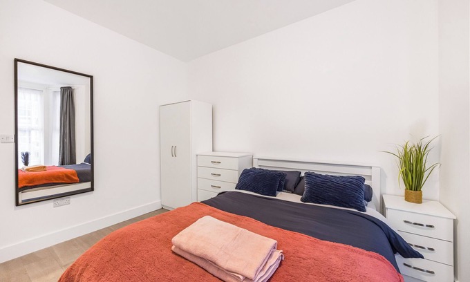 Valentines Apartment | Amazing Flat In London