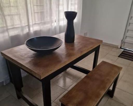 Freetown Apartment | Amazing Freetown Apartment.