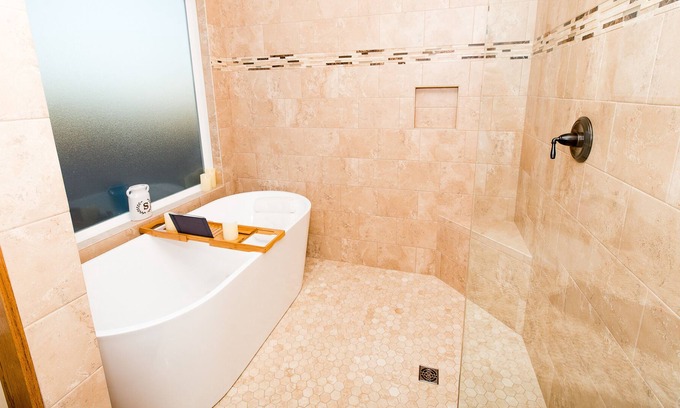 Glen Wilton Cottage | Amazing Grace - Brand New One Bedroom Cottage