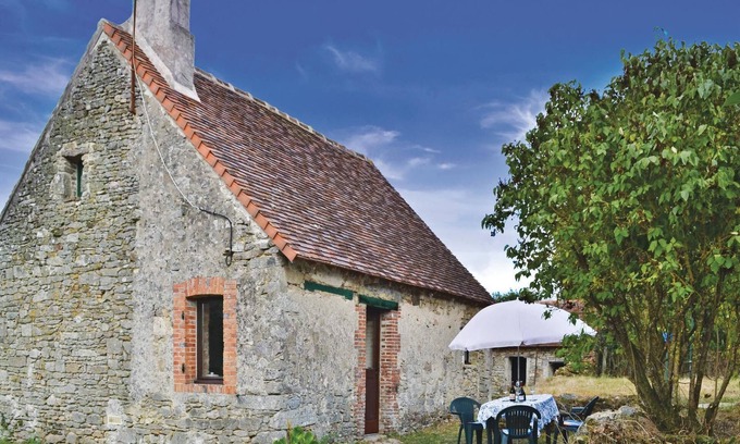 Saint-Martin-le-Mault House | Amazing home in Saint Martin Le Mault