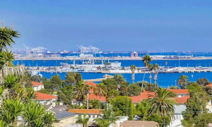Central San Pedro House | Amazing Harbor VIews, 3BR /2Ba Spanish Style, Minutes to Beach and Cruise Ports!