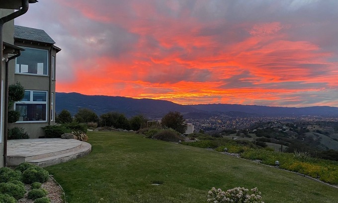 South San Jose House | Amazing Hillside Retreat 6 bedrooms, 7.5 baths