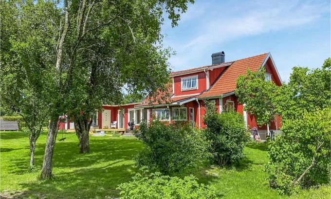 Oskarstrom House | Amazing Home In Havstenshult With Sauna