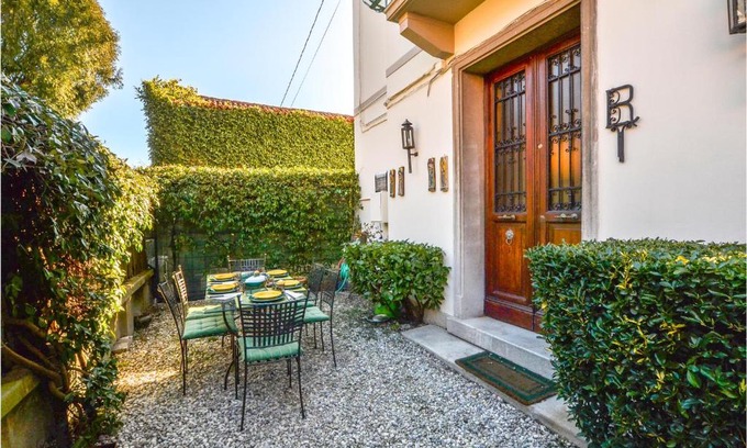 Santa Maria in Stelle House | Amazing Home In Lido Di Venezia With Kitchen