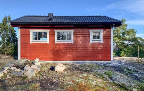 Mariefred House | Amazing Home In Mariefred With Kitchen
