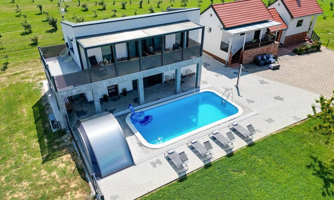 Pitomaca House | Amazing home in Sedlarica with sauna