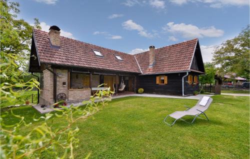 Lekenik House | Amazing Home In Sisinec