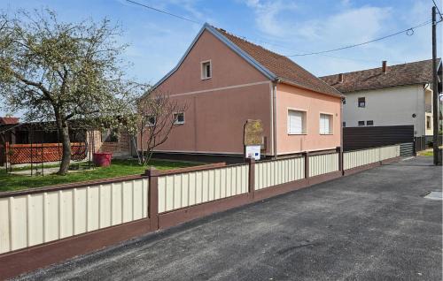 Velika Pisanica House | Amazing Home In Velika Pisanica