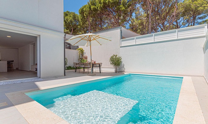 Sibenik House | Amazing home in Zablace