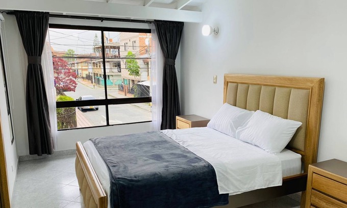 Santa Fe House | Amazing Home With Jacuzzi