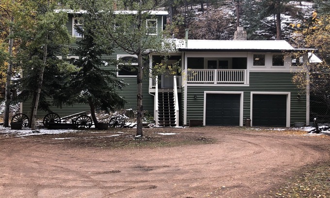 Bailey House | Amazing house and hot tub on the river.