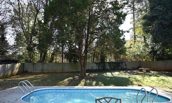 Charlotte House | Amazing house-Private Pool, and Outdoor Fire Place