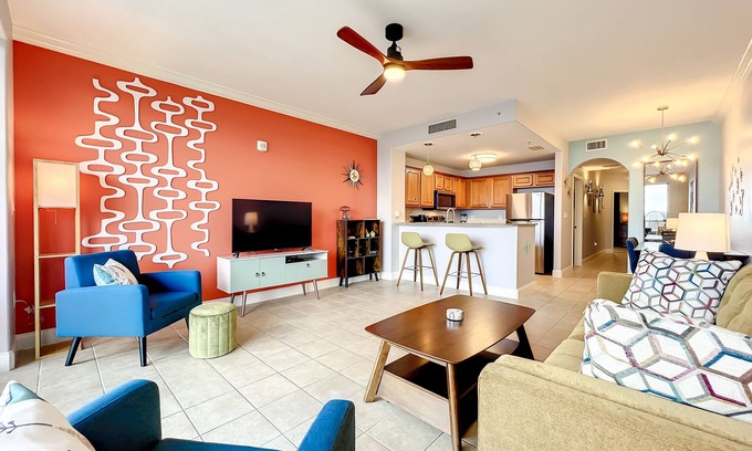 Florida Central Atlantic Coast Condo | Amazing Lake View! King Bed! Free Parking! Retro Style Near Disney!