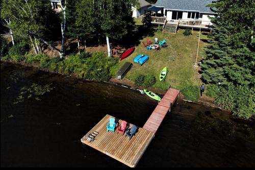 Haliburton Apartment | Amazing Lakefront cottage on Paradise Lake