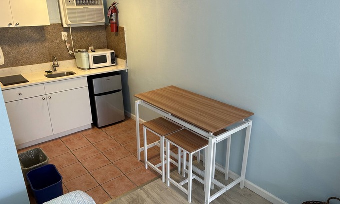 Cape May - Wildwood Apartment | Amazing location 2 min from the beach and boardwalk!