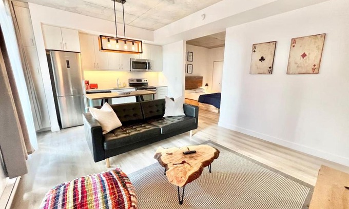 Cite Multimedia Apartment | Amazing loft in Montreal Old Port