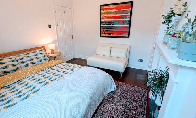 Highbury West House | Amazing luxury 6 bed 3 bath family house in central London with back garden