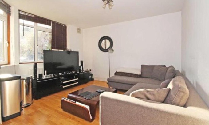 North Acton Apartment | Amazing modern 2 bed