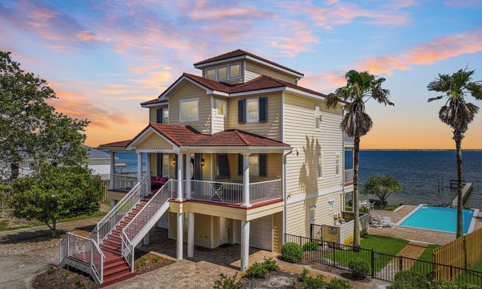 Mary Esther House | Amazing Navarre Getaway, Incredible Views, Amenities!