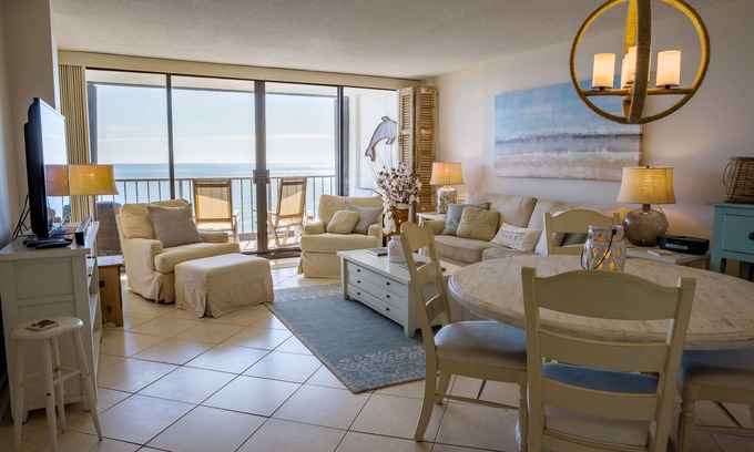 Wrightsville Beach Condo | Amazing Oceanfront/Beachfront Condo Beautiful 2 Bedroom/2 Bath