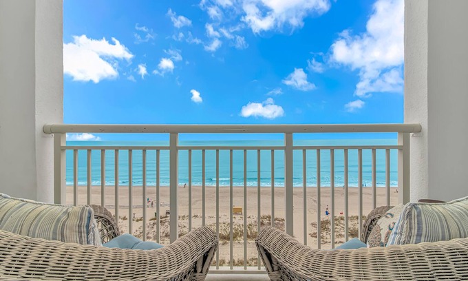 Myrtle Beach Condo | Amazing OCEAN FRONT Views! Newly Renovated! Walking Distance to All Myrtle.