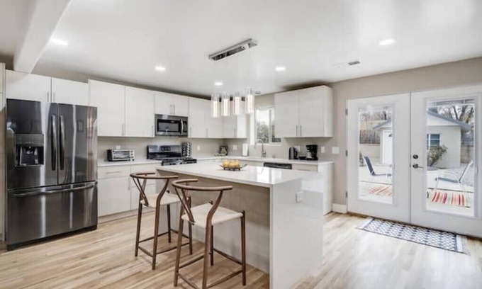 Sawmill Area House | Amazing Old Town Getawaynnnn