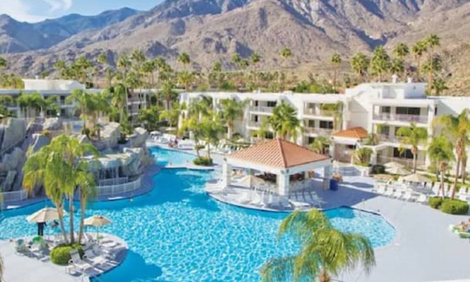 Canyon Corridor Condo | #AMAZING POOL! 2/1 POOLSIDE BAR n'GRILL! KITCHEN!