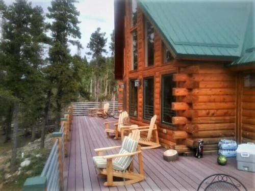 Alma House | Amazing Private Luxury Home with Stunning Panoramic Views - The Timbers at Glacier Ridge