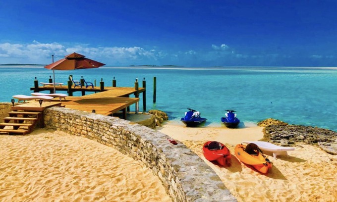 George Town House | Amazing property on beach with dock