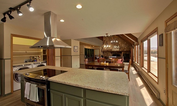 Creede House | Amazing River Views- Game Table- 5 min from Creede