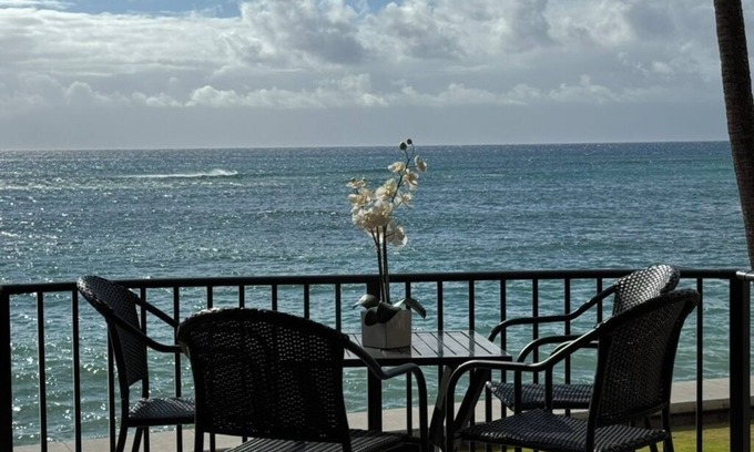 Kahana Condo | Amazing Sunsets Oceanfront Views - indigomaui -