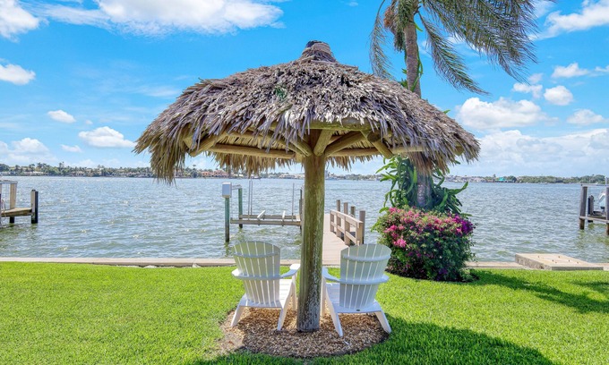 Royal Harbor House | Amazing sunsets on Naples Bay - mins from 5th Ave - Contact for monthly rates