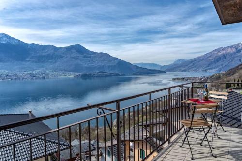 Aurogna Apartment | Amazing Terrace on Como Lake