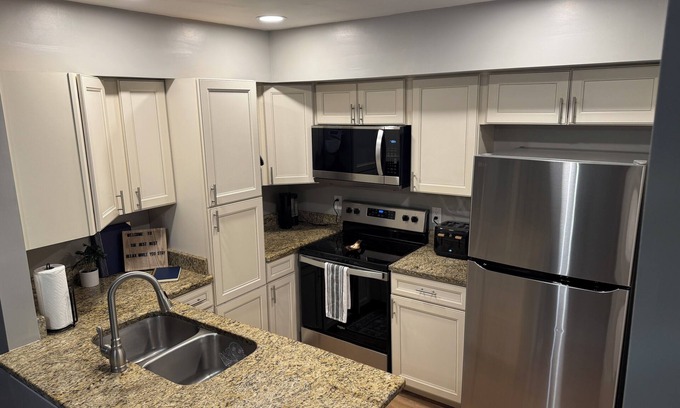 North Beach House | Amazing townhome in Atlantic Beach just minutes from ocean.