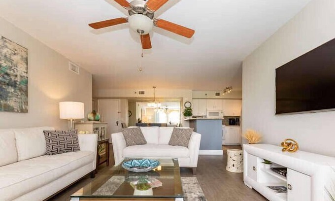 Aventura Apartment | Amazing view in Aventura! Cozy 2 BD at the Yacht Club