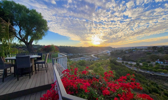 Del Cerro House | Amazing Views & Great Location at Casa Del Cerro, close to SDSU