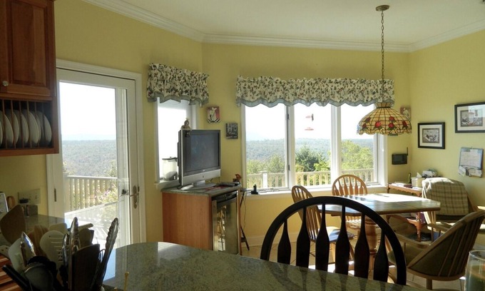 Eagles Mere House | Amazing Views of the Endless Mountains