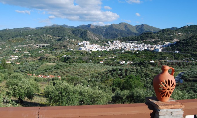 Monda House | Amazing views, swimming pool, fully private & relaxed! Monda!