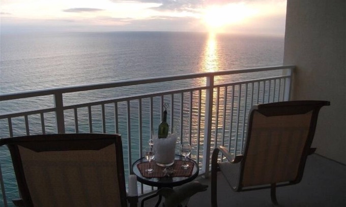 Panama City Beach Condo | Amazing Views! 1BR/2BA/Bunks Gulf front Condo