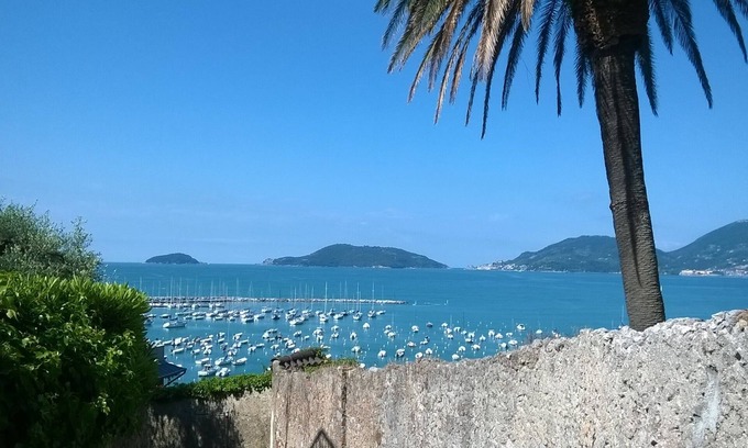 Pugliola Apartment | Amazing villa overlooking the Gulf
