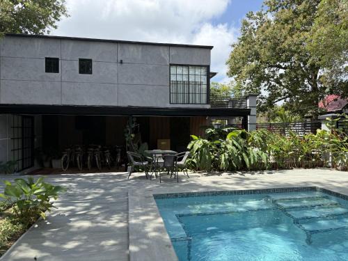 El Valle de Anton Apartment | AmazINN Places Border Villages Valley