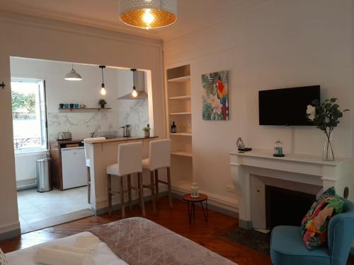 Rouen City Centre Apartment | Amazonia Rouen Centre by MyFrenchPAT