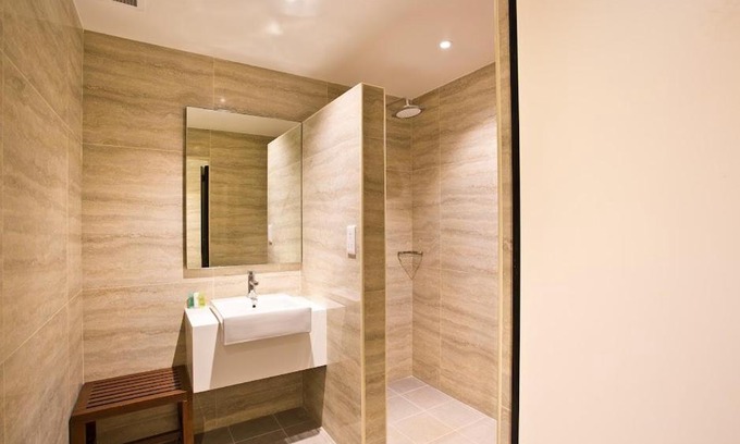 Changi Hotel | Ambassador Transit Lounge Terminal 2