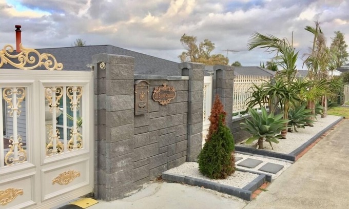 Bucklands Beach Apartment | Amber Homes Half Moon Bay with FREE Wi-Fi