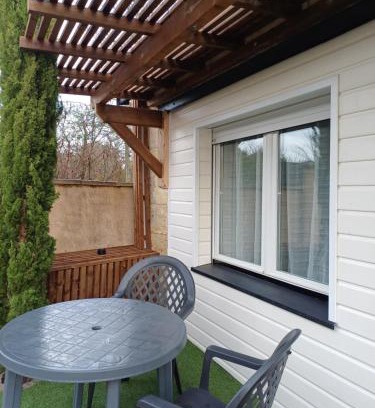 Prignac-et-Marcamps Apartment | Ambiance chalet
