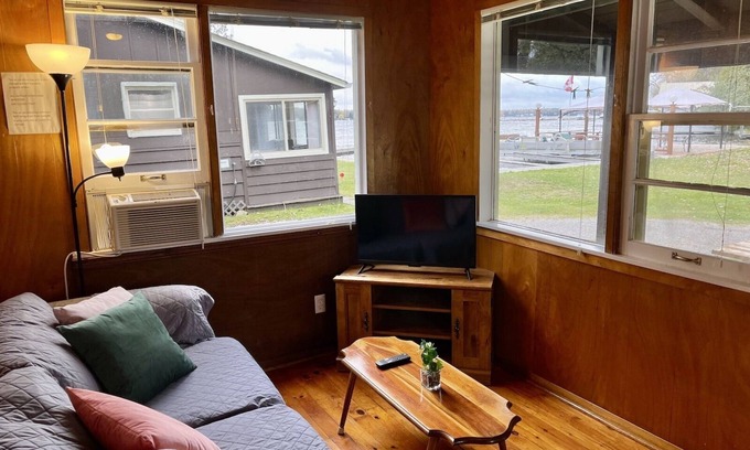 Bobcaygeon Cottage | Ambleside: 2-Bedroom Cottage #10